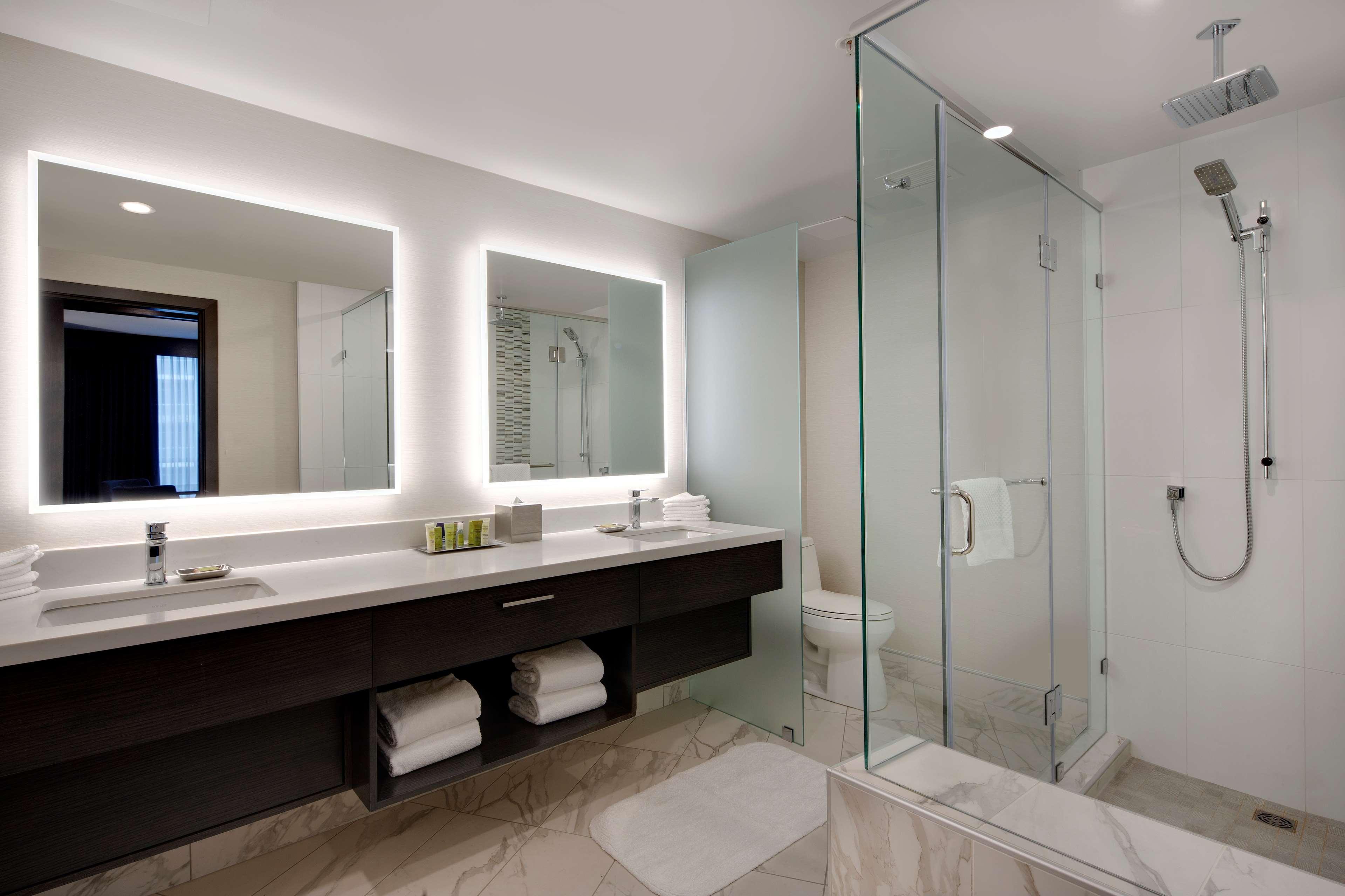Hilton Vancouver Metrotown Burnaby Kültér fotó